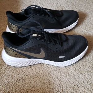 Womens Nike running shoes